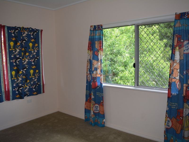 12 Perth Street, Rangeville QLD 4350