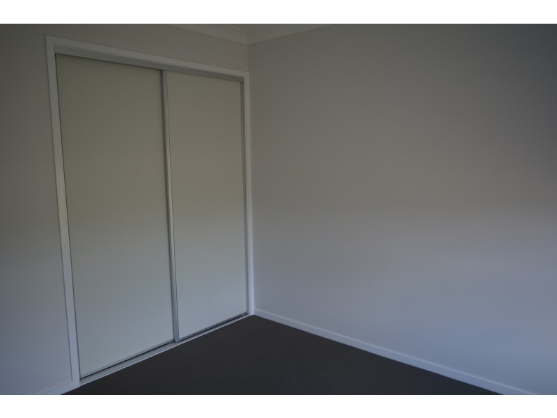 2/47 Crockers Road, Westbrook QLD 4350