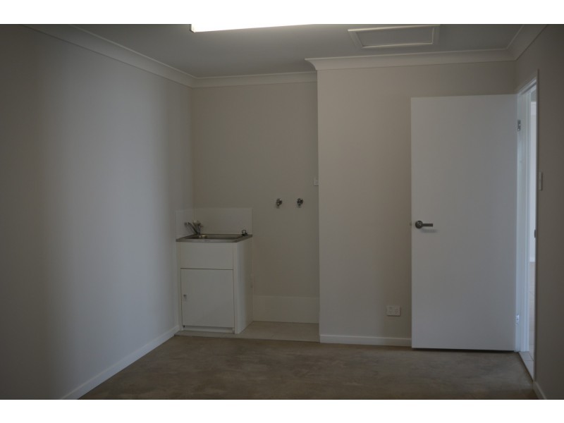 2/47 Crockers Road, Westbrook QLD 4350