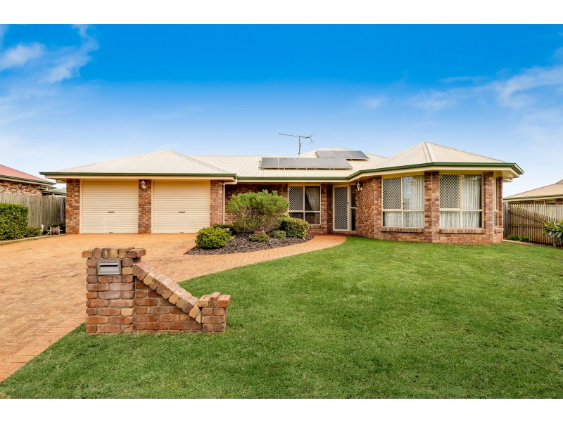 12 Malt Court, Kearneys Spring QLD 4350