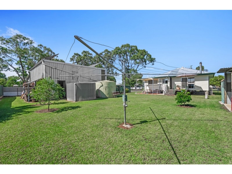 32-34 Cunliffe Street, Oakey QLD 4401