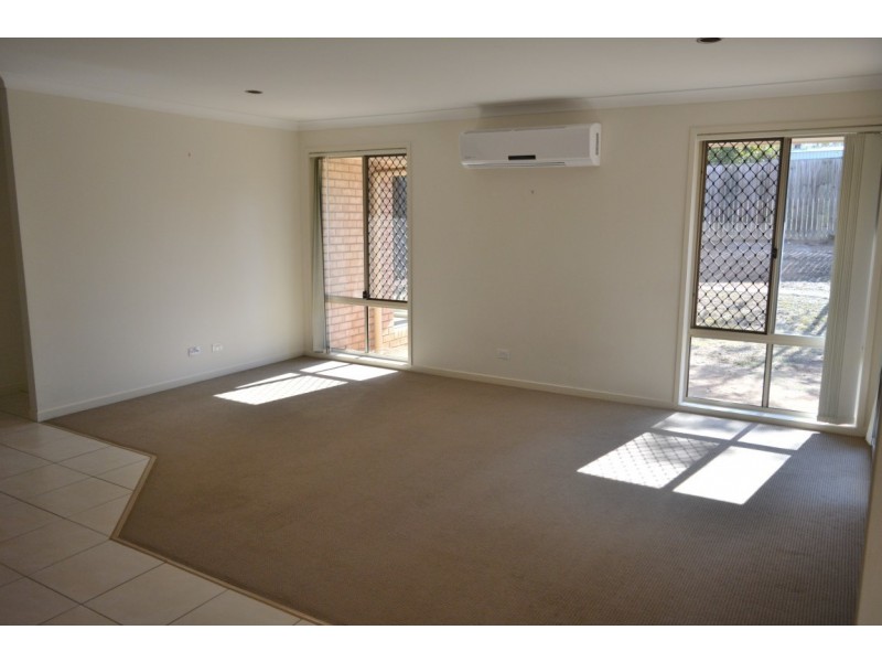 4 Paige Place, Helidon QLD 4344