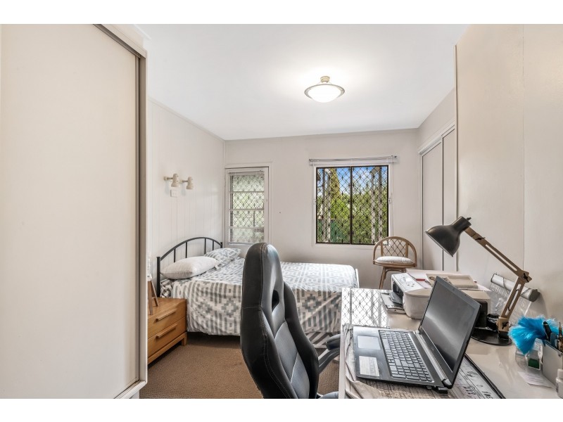 9 Kuhls Road, Highfields QLD 4352