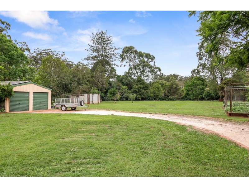9 Kuhls Road, Highfields QLD 4352