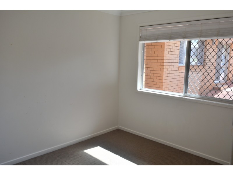 3/298 Mackenzie Street, Rangeville QLD 4350