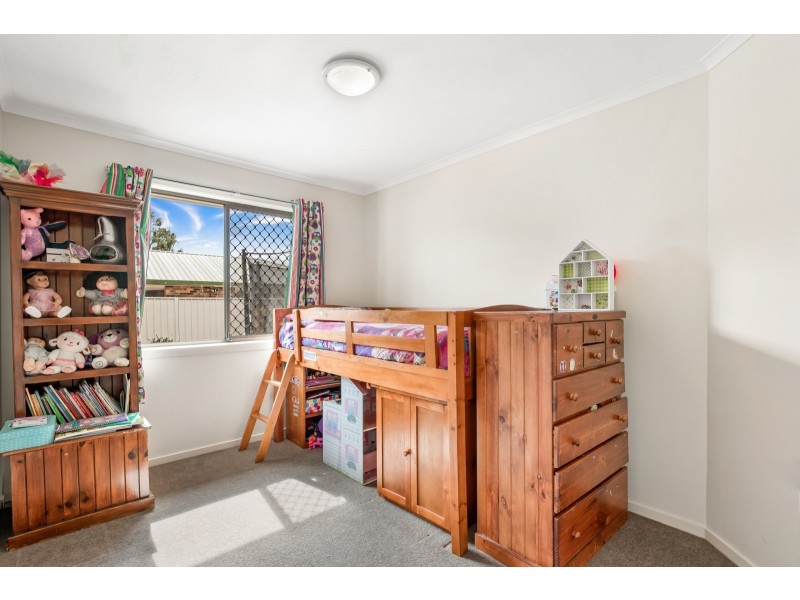 6 Koppe Court, Centenary Heights QLD 4350