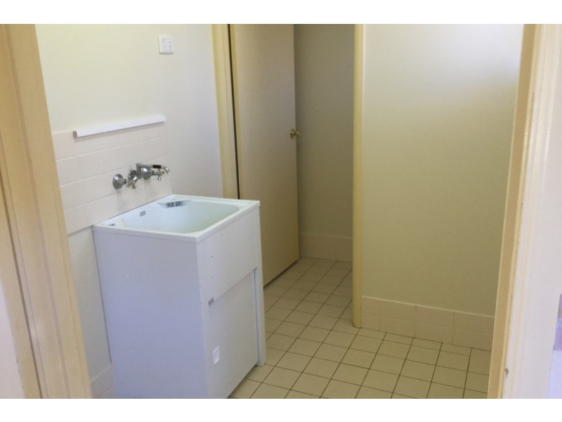 1/423 Hume Street, Kearneys Spring QLD 4350