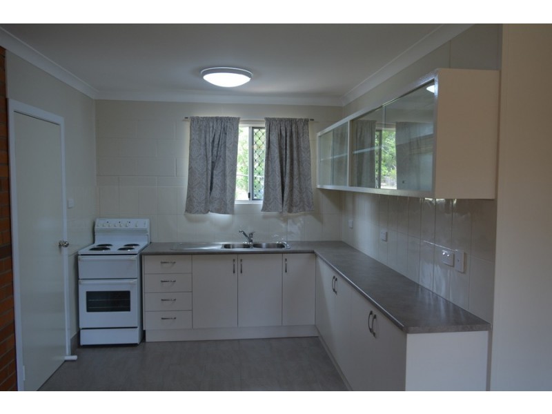 4/348 South Street, Harristown QLD 4350