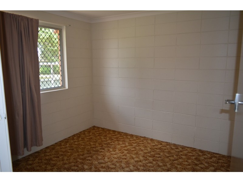 4/348 South Street, Harristown QLD 4350