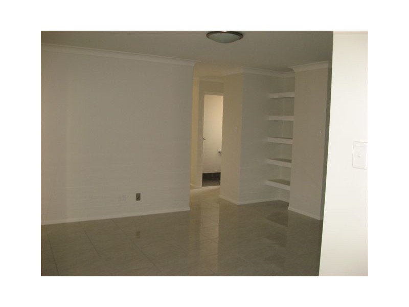 1/88a Hogg Street, Rockville QLD 4350