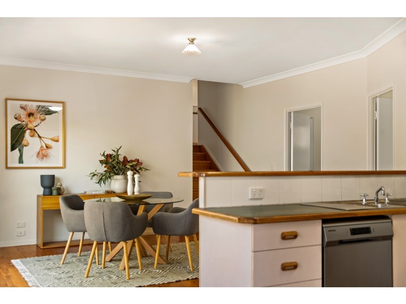 6 Jubilee Court, Prince Henry Heights QLD 4350