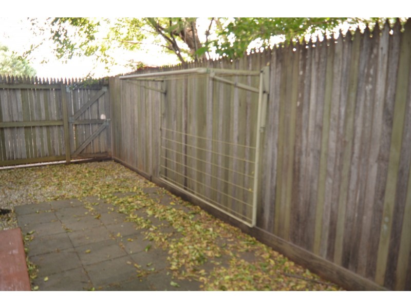 5/33 Helen Street, Newtown QLD 4350