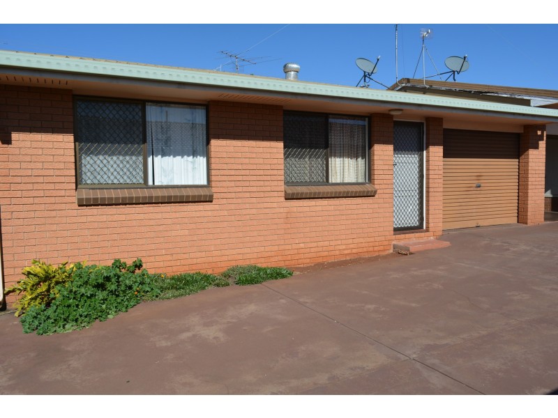 1/75 Hoepper Street, Kearneys Spring QLD 4350