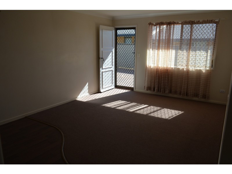 1/75 Hoepper Street, Kearneys Spring QLD 4350