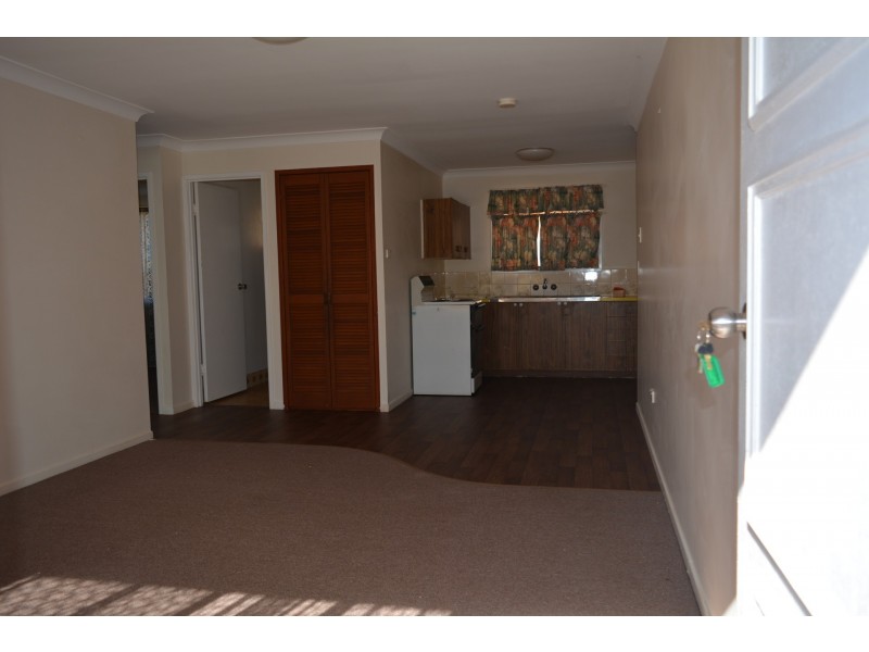 1/75 Hoepper Street, Kearneys Spring QLD 4350