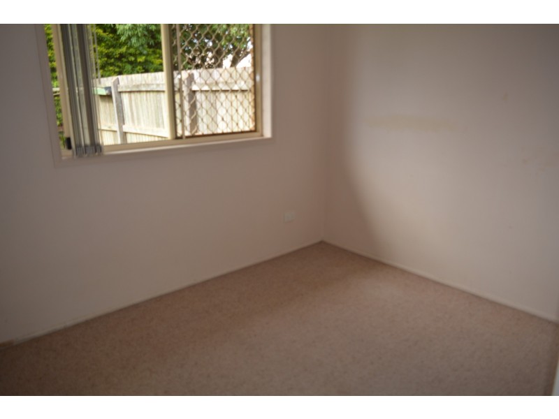 2/12 Carmen Street, Kearneys Spring QLD 4350