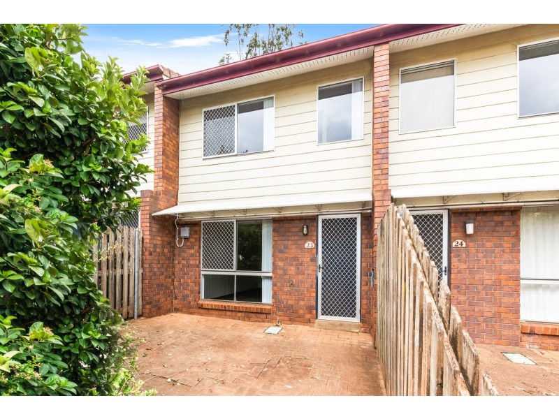 23/6 O’Brien Street, Harlaxton QLD 4350