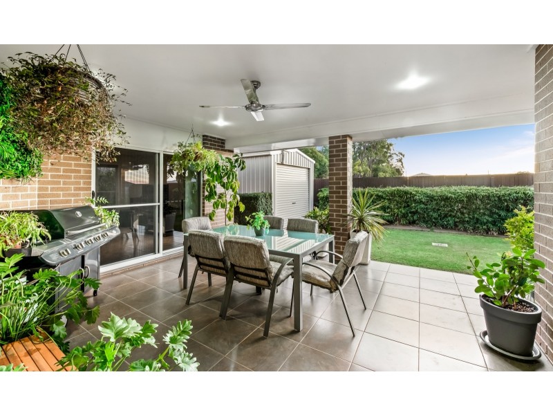 24 Brimblecombe Drive, Middle Ridge QLD 4350