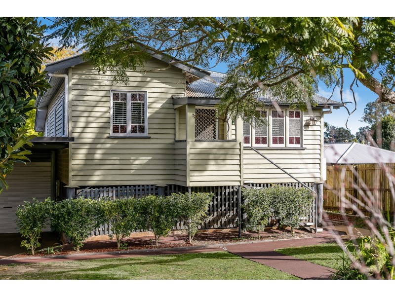 31 McIntyre Street, Centenary Heights QLD 4350