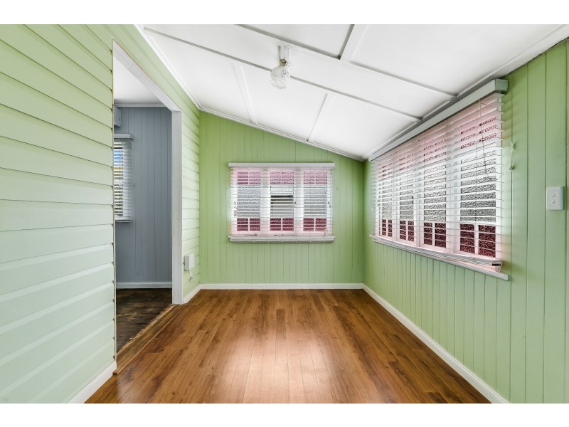 31 McIntyre Street, Centenary Heights QLD 4350