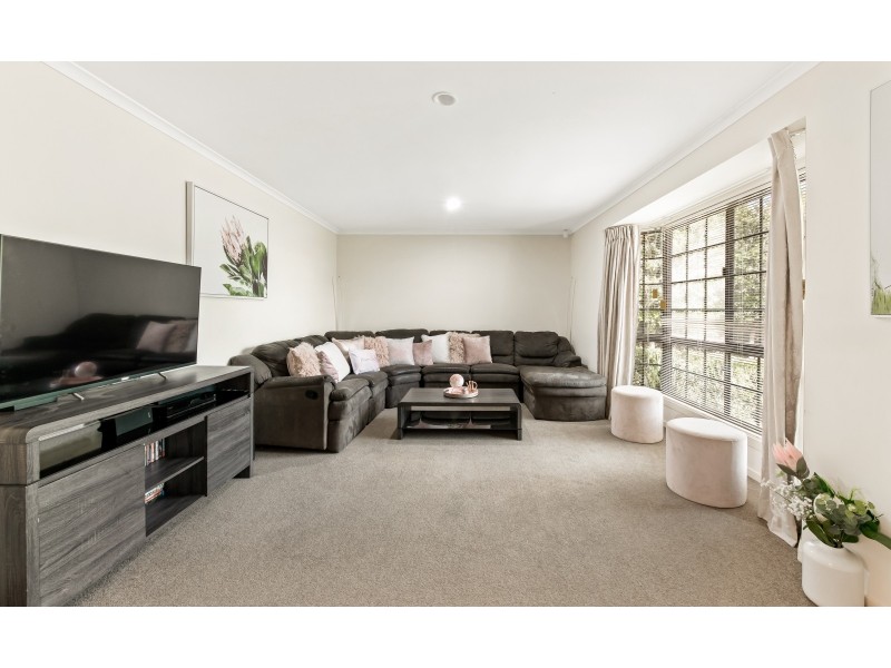 6 Koppee Court, Centenary Heights QLD 4350