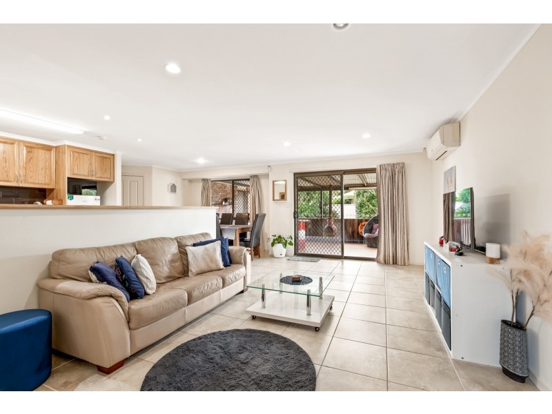 6 Koppee Court, Centenary Heights QLD 4350