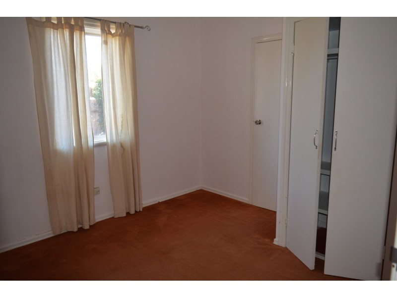 299 South Street, Harristown QLD 4350