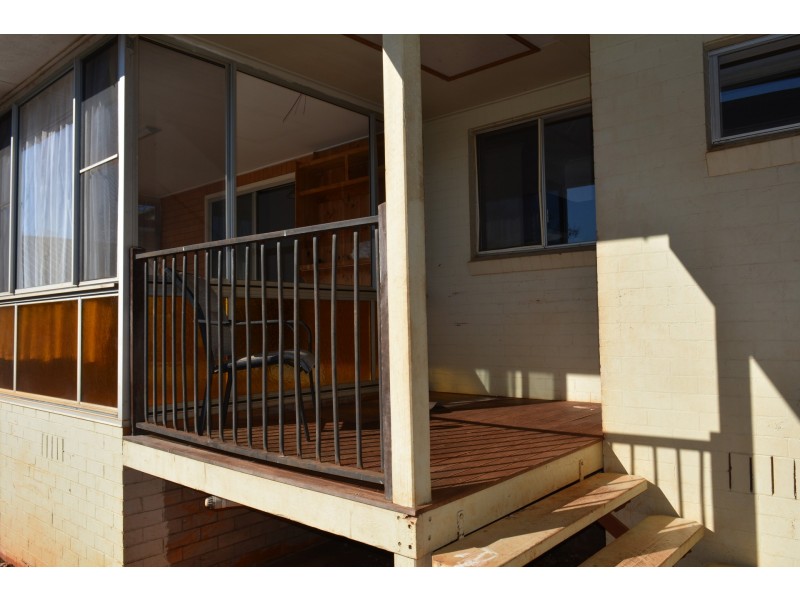 299 South Street, Harristown QLD 4350