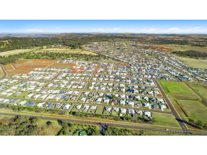 44 Bennett Street, Kleinton QLD 4352