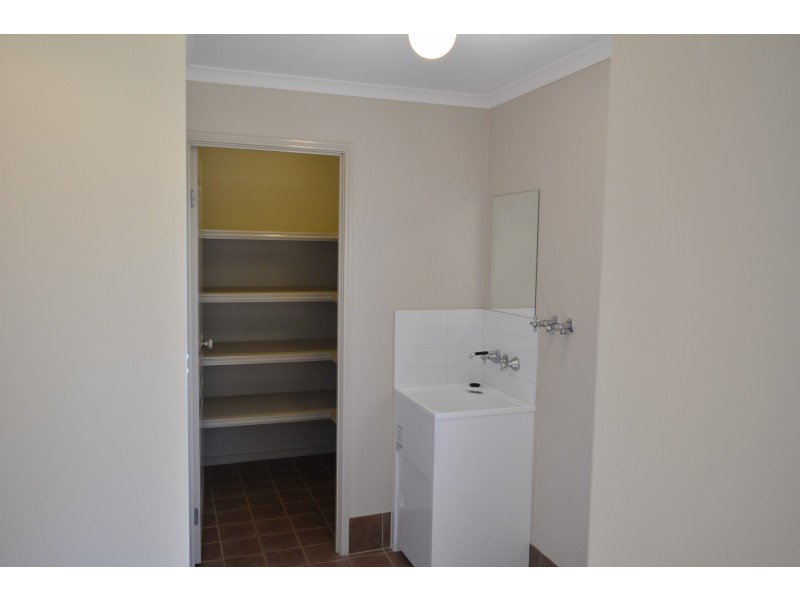 11 Saba Court, Middle Ridge QLD 4350