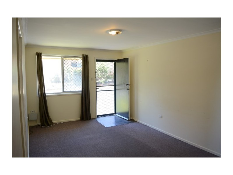 1/60 Mabel Street, Harlaxton QLD 4350