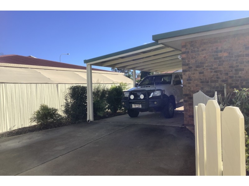 44 Liquidambar Street, Glenvale QLD 4350