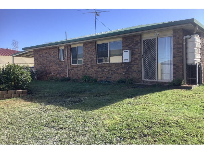 44 Liquidambar Street, Glenvale QLD 4350