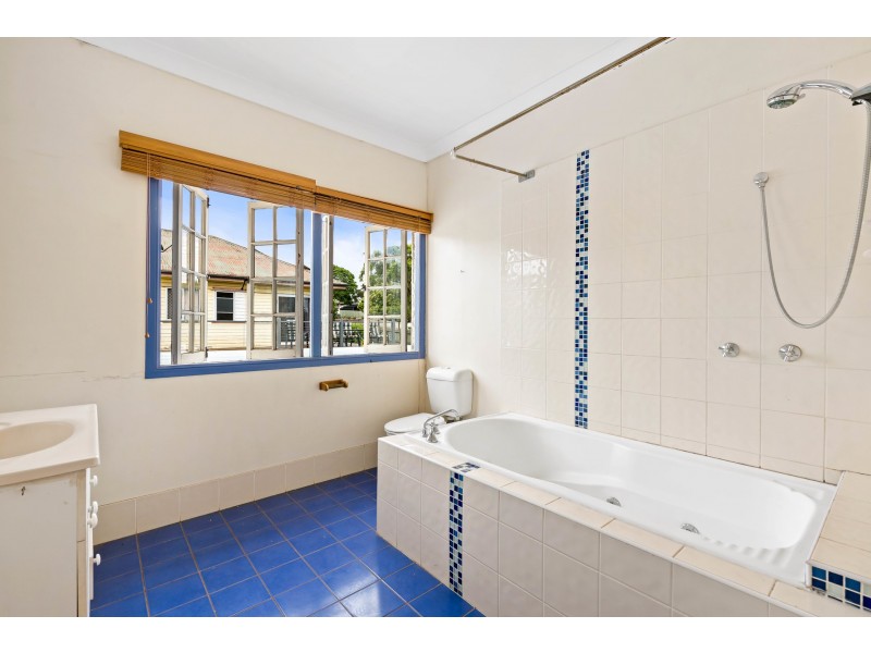 36 Elizabeth Street, South Toowoomba QLD 4350