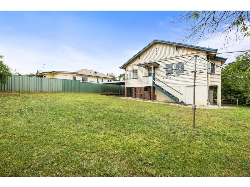 36 Elizabeth Street, South Toowoomba QLD 4350