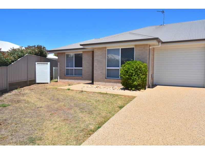 1/1 Chainey Court, Glenvale QLD 4350