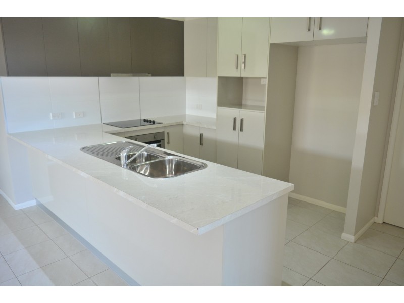 1/1 Chainey Court, Glenvale QLD 4350