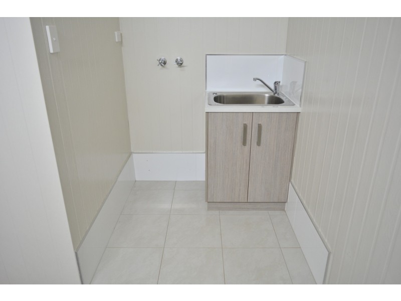 1/1 Chainey Court, Glenvale QLD 4350