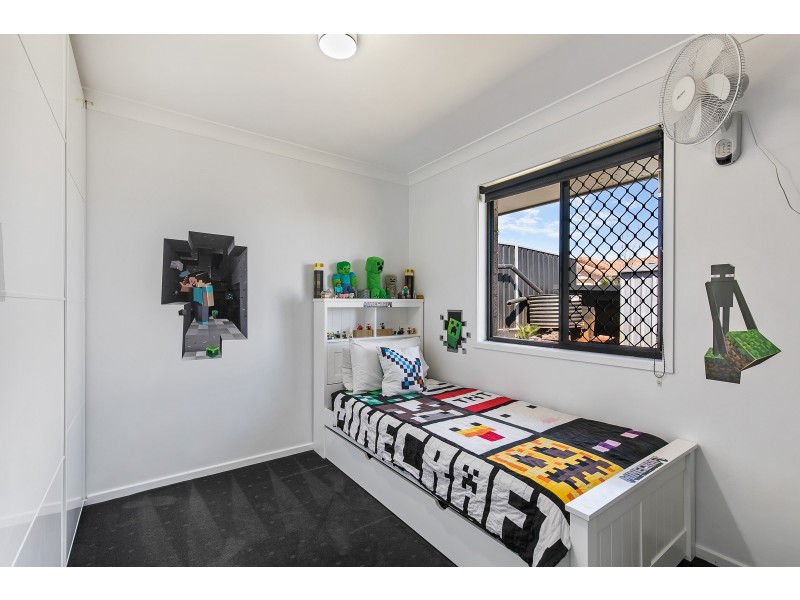 19 Biscay Street, Glenvale QLD 4350