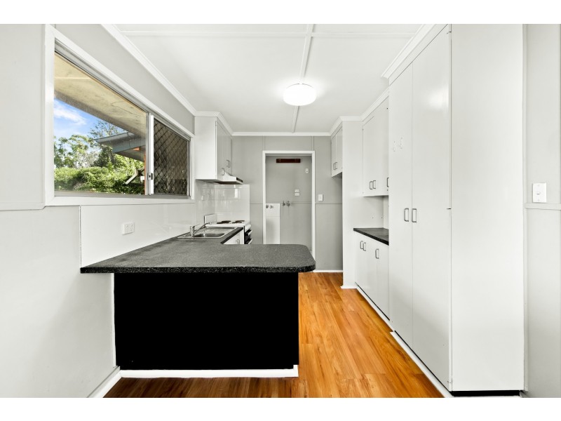 10 Tyack Street, Newtown QLD 4350