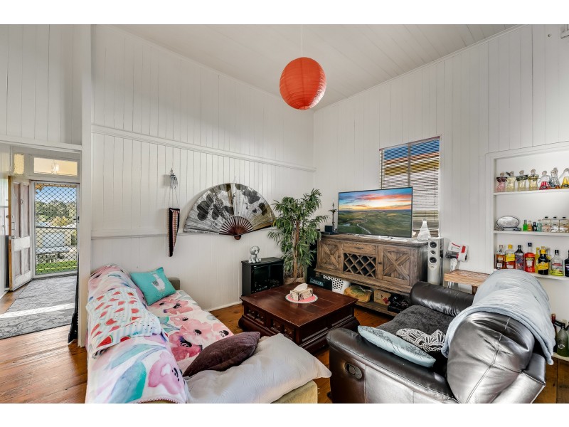 12 Swallow Court, Newtown QLD 4350