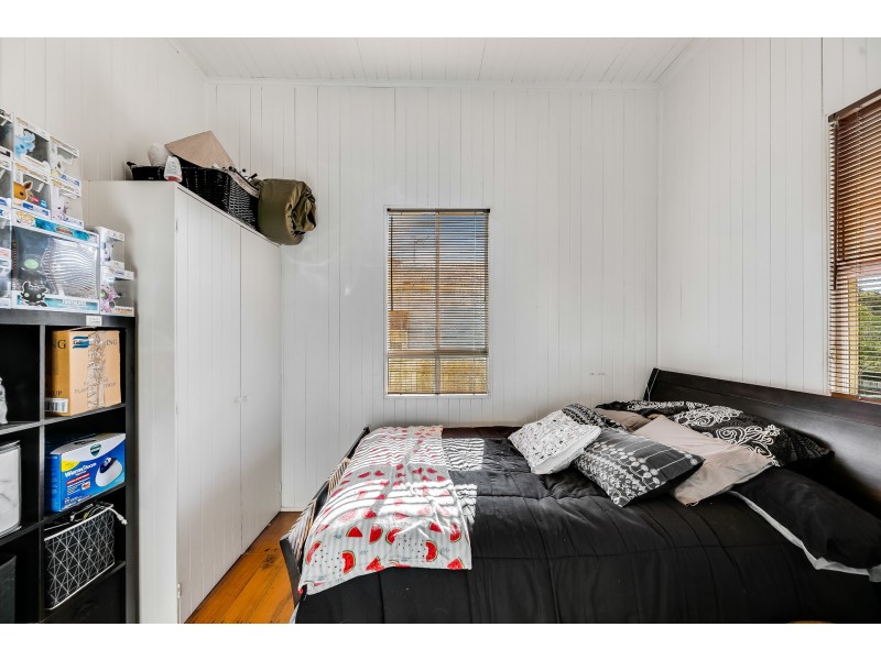 12 Swallow Court, Newtown QLD 4350