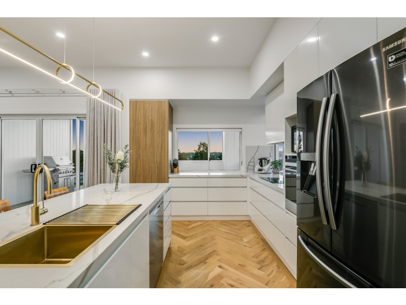 9 Hampshire Street, North Toowoomba QLD 4350