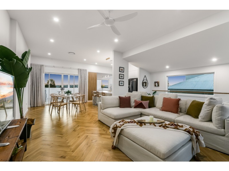 9 Hampshire Street, North Toowoomba QLD 4350