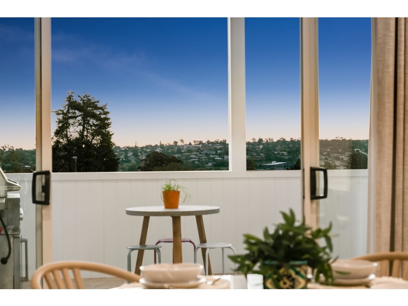 9 Hampshire Street, North Toowoomba QLD 4350