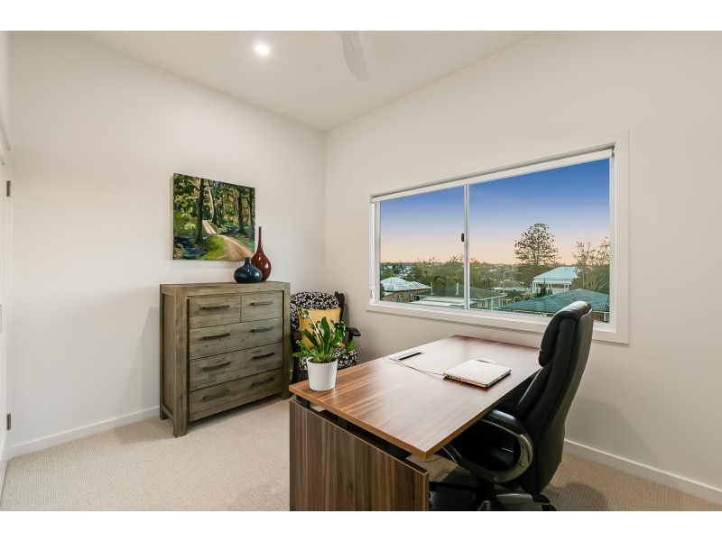 9 Hampshire Street, North Toowoomba QLD 4350