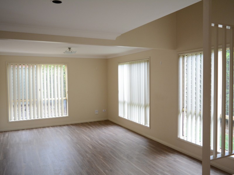 1/390 Stenner Street, Darling Heights QLD 4350