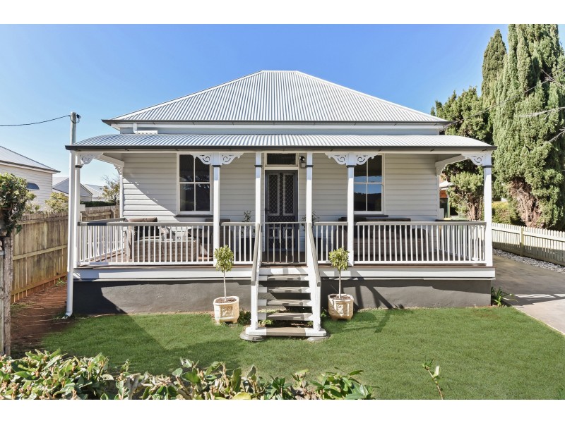 118a Neil Street, South Toowoomba QLD 4350