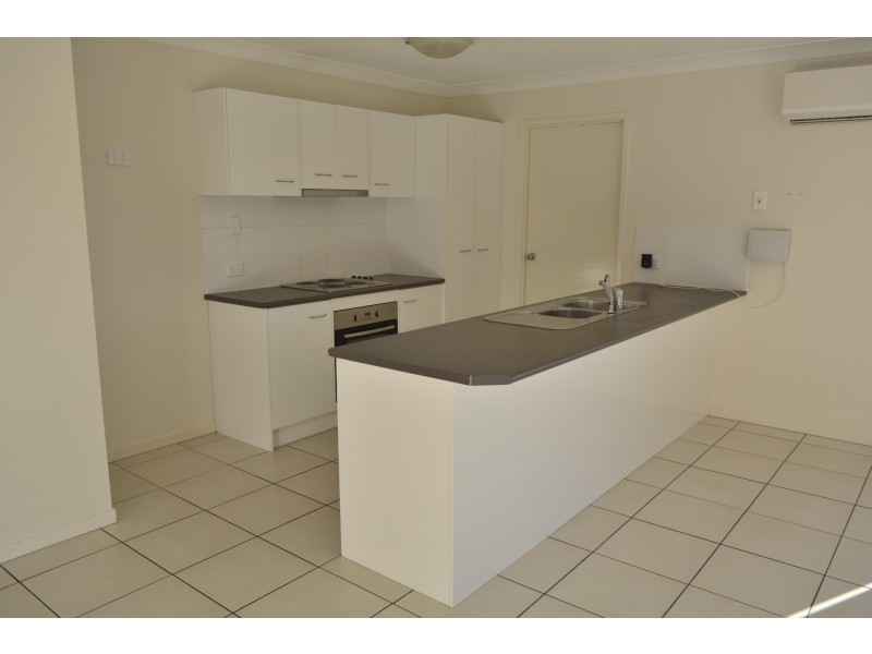 17 Sweeney Street, Kearneys Spring QLD 4350