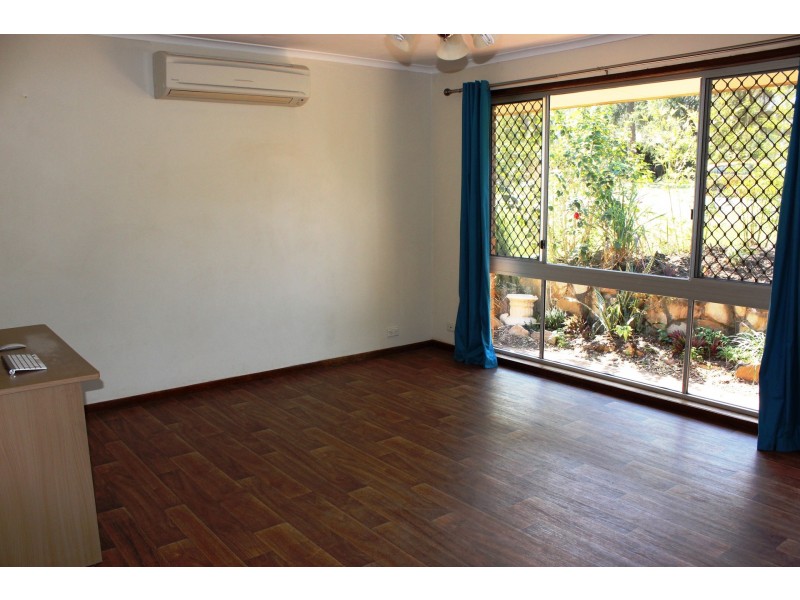 16 Air Force Road, Helidon QLD 4344